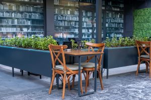 mobiliario de terraza para hosteleria en madrid - mesa exterior