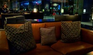 Comprar sofás de bares en Madrid - Cojines