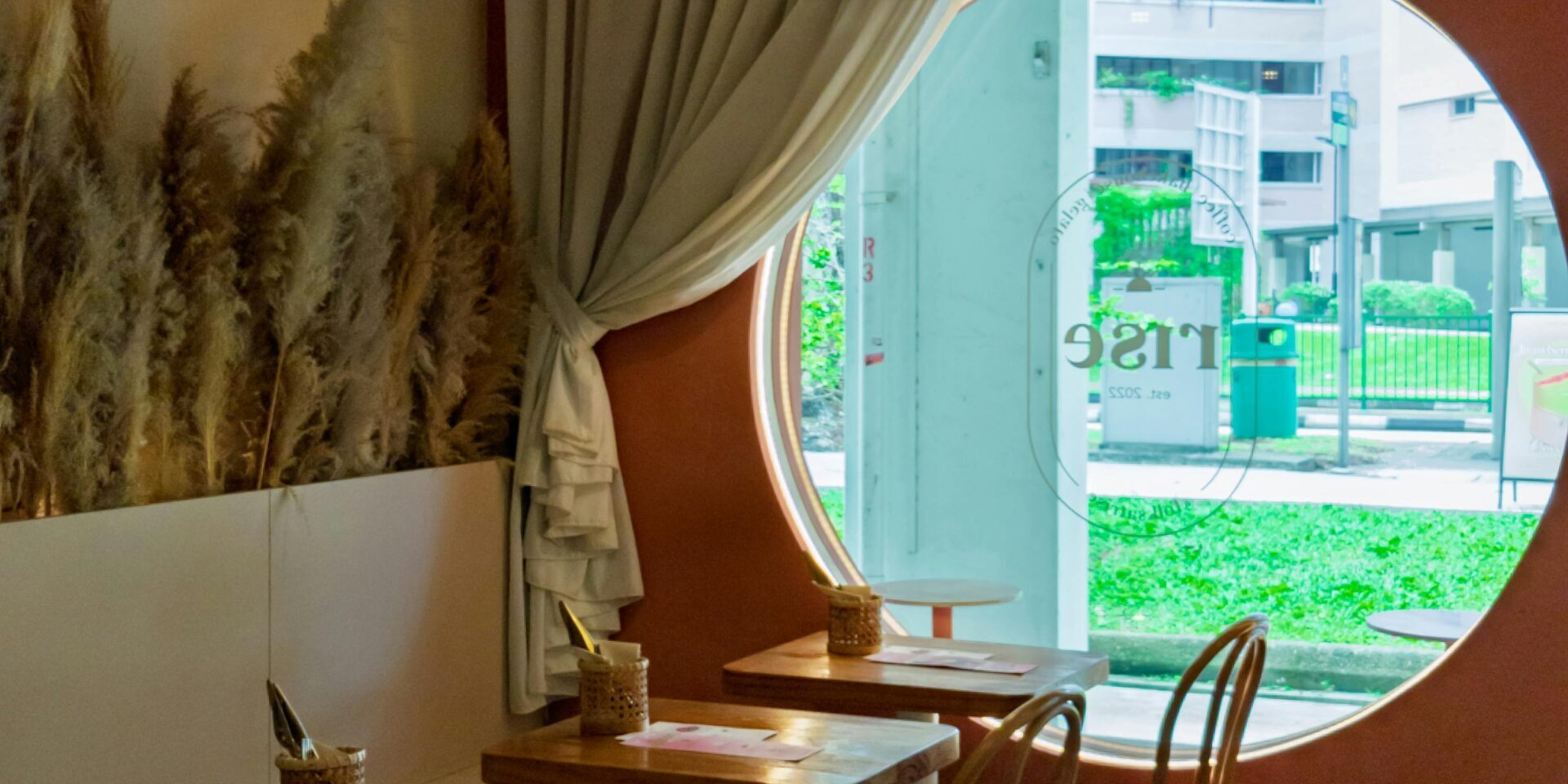 comprar mobiliario hosteleria madrid - venatna redonda