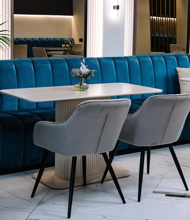 Bancos corridos en Madrid - azul